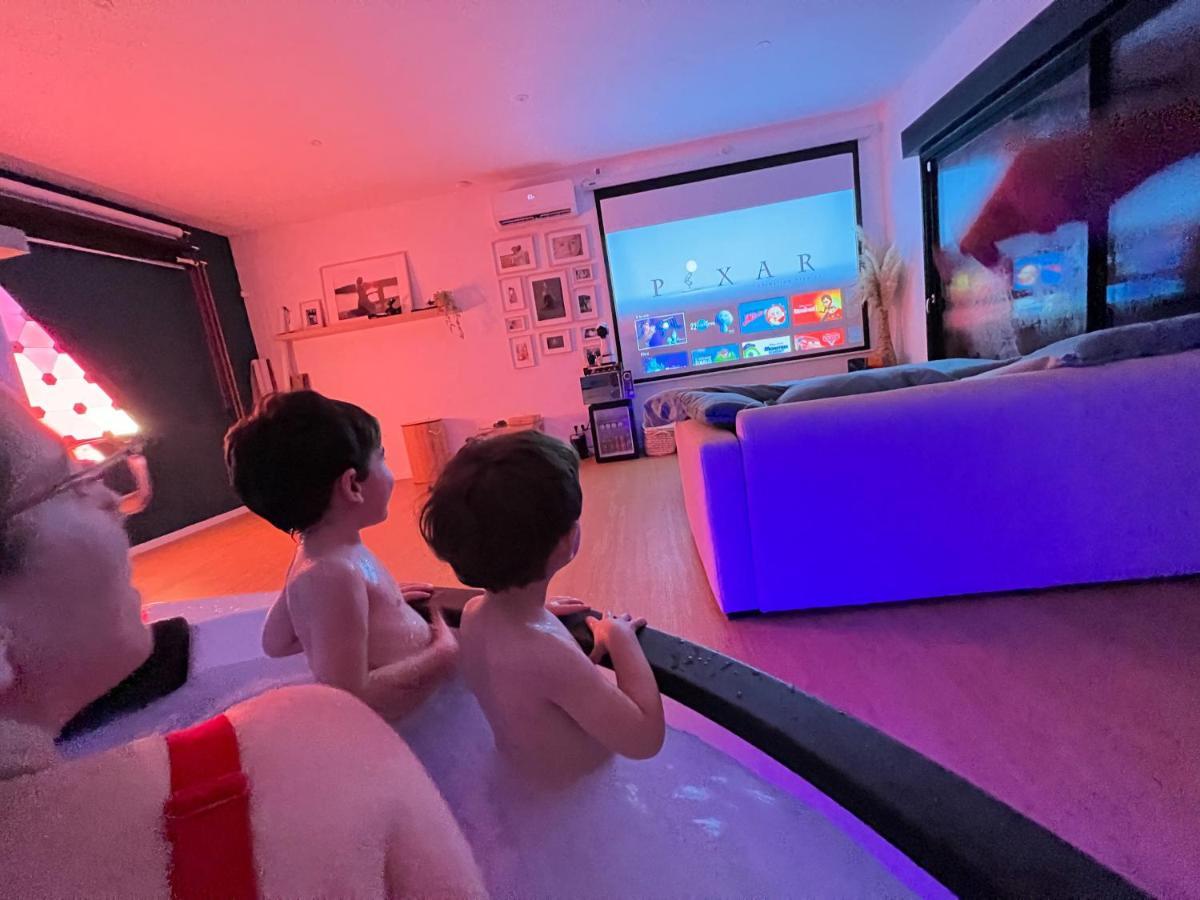 Capsule Nature & Photos - Jacuzzi - Netflix & Home Cinema - Ps5 & Jeu Thun-Saint-Martin Buitenkant foto